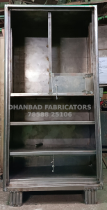 CUSTOMIZED ALMIRAH WARDROBE