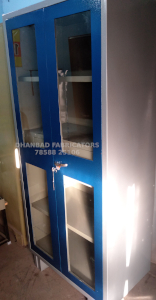 GLASS DOOR ALMIRAH RIGHT