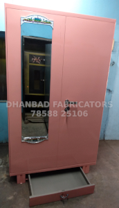 MAHARAJA ALMIRAH 42 INCH
