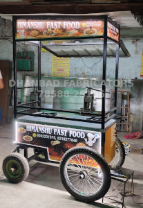 momo food cart