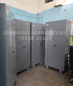 OFFICE ALMIRAH SHOWROOM