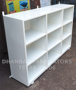 PIGEON HOLE RACK ALMIRAH 3.5 FT