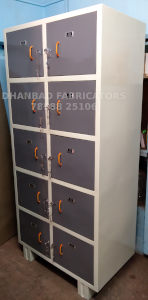 PIGEON HOLE LOCKER